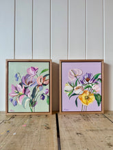 Load image into Gallery viewer, Yellow Poppy bouquet
